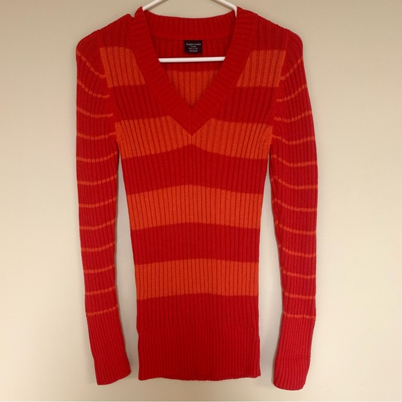 Faded Glory Sweater - Picture 1 of 6